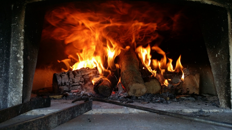 pizzeria-ST AUBAN-min_wood-fired-oven-1960099